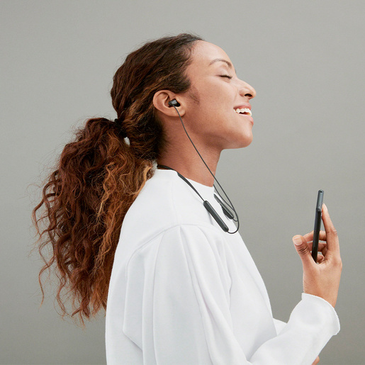 Audífonos Inalámbricos Bluetooth Sony WI C100/B / In ear / Negro  Audífonos Inalámbricos Bluetooth Sony WI C100/B / In ear / Negro