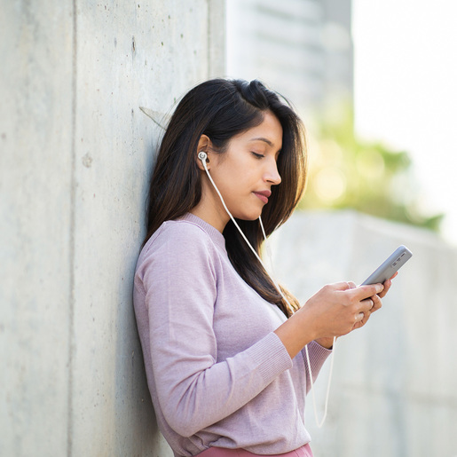 Audífonos Alámbricos RadioShack In Ear Micrófono 3.5 mm Blanco Audífonos Alámbricos RadioShack In Ear Micrófono 3.5 mm Blanco